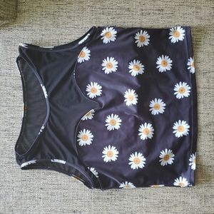 KJ Daisies Netted Sweetheart Top